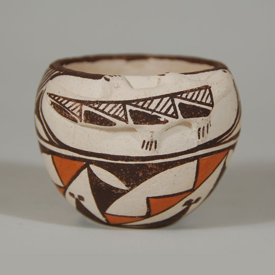 Phyllis Leno Pottery - C3310ZB